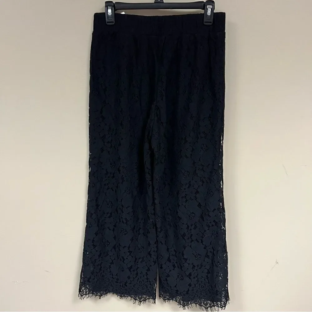 - Isaac Mizrahi- black Lace Culotte Pants. s/XS